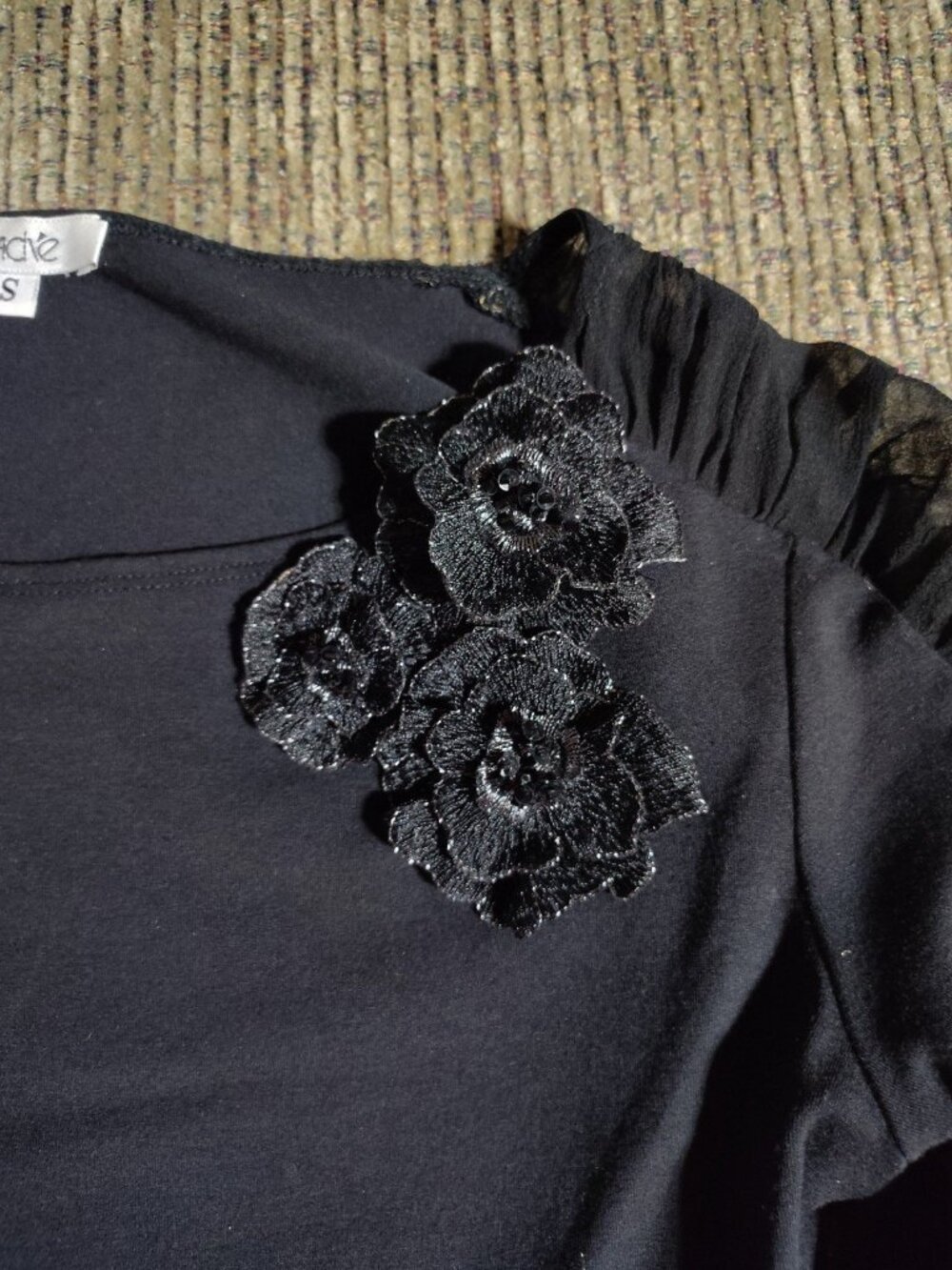 Vintage Cache top Black With Rose Accents Size Small - Picture 5 of 8